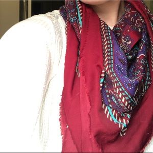 Patterned scarf